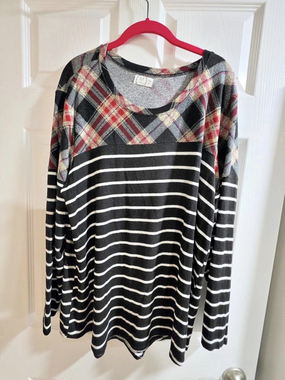Maurices 24/7 -XXL- Plaid and Striped Long Sleeve Top